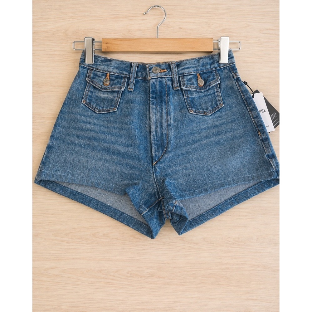 RE/DONE 70s Ultra High Rise Stove Pipe Denim Shorts Size 26 NWT Blue Retro y2k